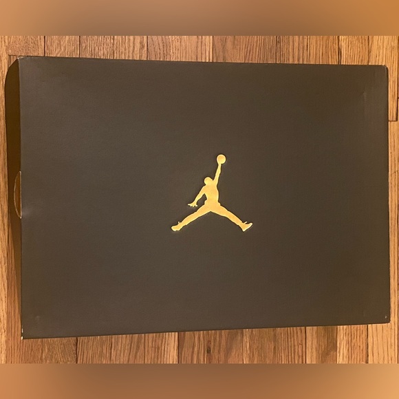 DS 2021 Air Jordan 1 Mid SE Diamond Shorts Men’s 10.5 main image 9